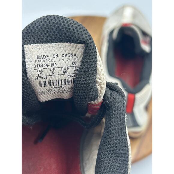 Nike Shox Shoes Mens 7Y Running Trainers Sneakers Athletic Y2K Basketball Retro - Picture 9 of 10